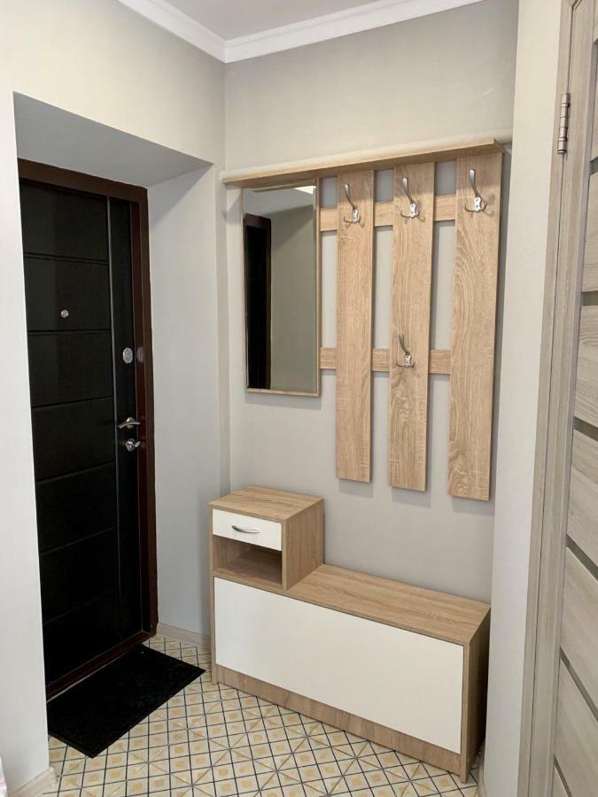 Sisters Apartment Ukr Чернигов Экстерьер фото