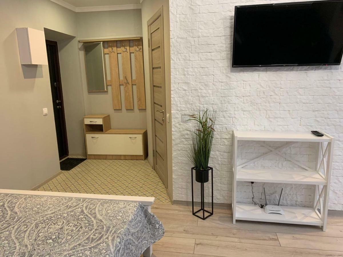 Sisters Apartment Ukr Чернигов Экстерьер фото